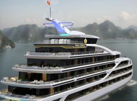 Diana Cruises Halong Bay, boat in Ha Long
