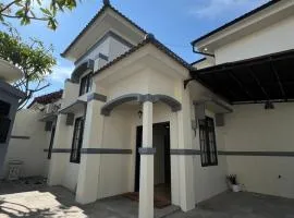 KitaHome Plamongan Indah