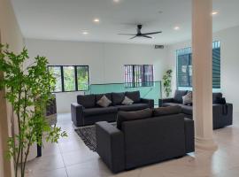 8ight Guesthouse 8号民宿, penzion v destinaci Keluang