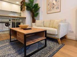 Modern studio with a private terrace Madrid Temporal FUE503, hotel i San Sebastián de los Reyes