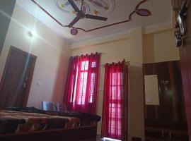 Sharma Restaurant And Hotel, hotel in Bilāspur