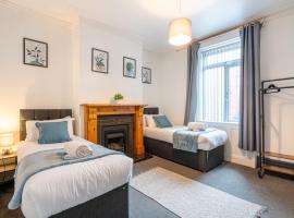 Eat, Stroll, Stay in a Spacious 4-Bed Home in Sheffield，位于谢菲尔德的酒店