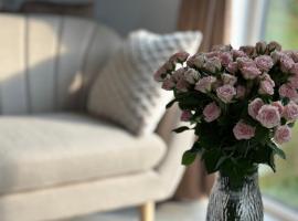 Field house, villa à Slavsko