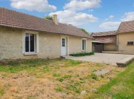 2 Bedroom Stunning Home In Monthenault