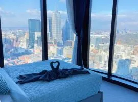 Views comfort luxury heart of Melbourne