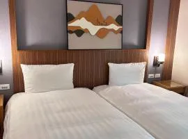 Chillax Inn 知樂愛河館