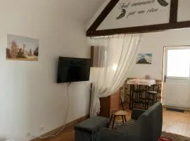 Blanc - 3 star 1st floor apartment with jacuzzi and heated pool