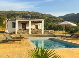 Casa Astrid at Vista de Valor - Off Grid & Private Pool