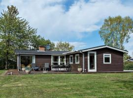 30463-Odder-Solbakken-14, hotelli kohteessa Odder