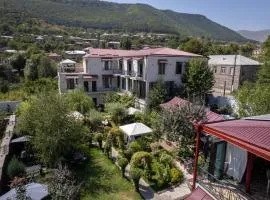 REDROOF country house hotel