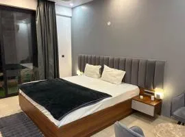 Omaxe new hazratganj