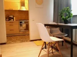 Cozy 2-Bedroom flat with Terrace & Parking by Alfa