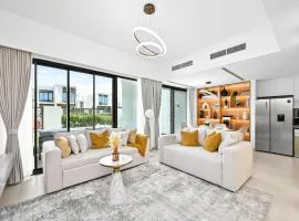 Luxury 4BR Villa Fully Furnished and Sleeps 11