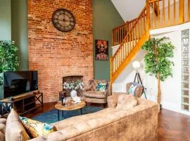 Stunning Penthouse - Town centre - Parking - 2BR