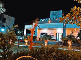 Royal Farm House, villa en Hyderabad