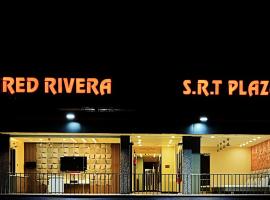 RED RIVERA- a luxe Inn，位于Jakhalābāndha的山林小屋