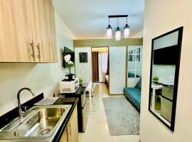 Shore Bliss Staycation MOA，位于马尼拉的自助式住宿