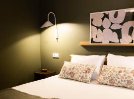 Ruby Hostel, Kutaisi - Private & Shared Rooms，庫塔伊西的青年旅館