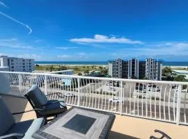 Luxury Oceanview Penthouse Sparkling Clean