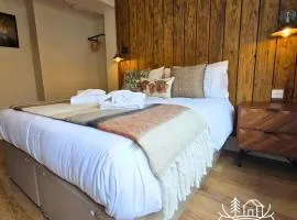 The Deluxe Hare - Room 2 - New Forest
