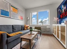 Scenic Terrace Stay Near Walker Art Center & Shops