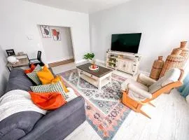 Bohemian Nook At Elm City Flats