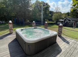 4 star holiday home in Drottningskär, hotel in Drottningskär