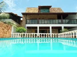 Big House Maricá Piscina e Praia Até 8 Pessoas