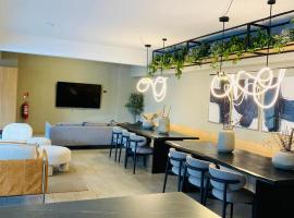 Depto 2D moderno y acogedor con ubicación de lujo, family hotel in San Pedro de la Paz