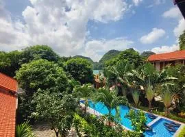 Ninh Binh Mountain Side Homestay & Cafe