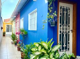 Casa com &oacute;tima localiza&ccedil;&atilde;o