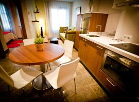 Apartamentos Abaco: Llanes'te bir otel