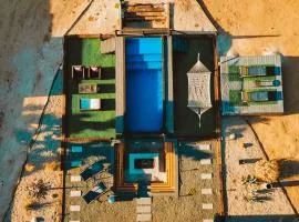 Desert Home W Container Pool, Hot Tub & Fire Pit