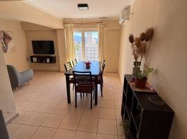 Amplio depto a estrenar a metros de plaza principal, alojamiento con cocina en San Fernando del Valle de Catamarca