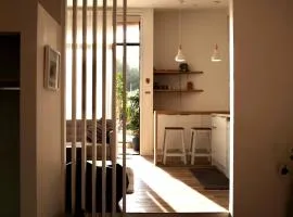 Architectural guest house in St Clair