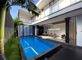 Shinta Villa 2 Uluwatu