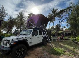 Island Breeze Camper Coastal Glamping with Full Gear Included, hotel in Anahola