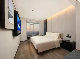 Atour Hotel Qingdao Central Business District Shandong Road