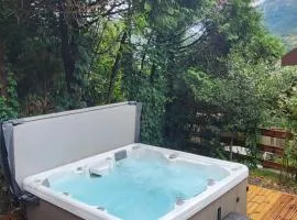 home du Morel - chalet cosy - jacuzzi privé - calme