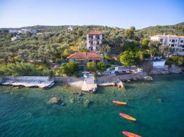 MELIES- Seaside Boutique Apartments, Hotel in Chorto