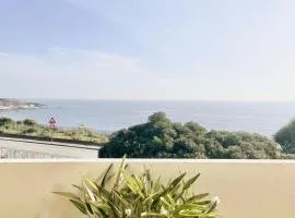 Seafront balcony Aci Castello, Private parking
