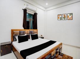 Super Hotel O Prayagraj Sangam Railway Junction Formerly Veni Madhv Inn, hotel v destinaci Dārāganj