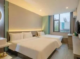 7 Days Inn Weihai High-Speed Railway & Bus Station