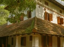Seclude Karthika Nivas, Thrissur