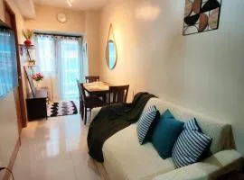 Cabin and a cozy stay near MOA