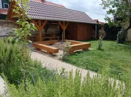 Gesztenye Apartmanház