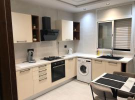 Apartement lumin&eacute;o hammamet nord, hotel econ&oacute;mico en Hammamet