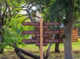 Verbena Waterfront with Hot Tub