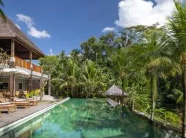 RUMAH KAYU RESORT