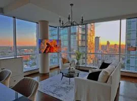 2Bed DT-Mountain & Skyline Views- Colours 1st-BMO